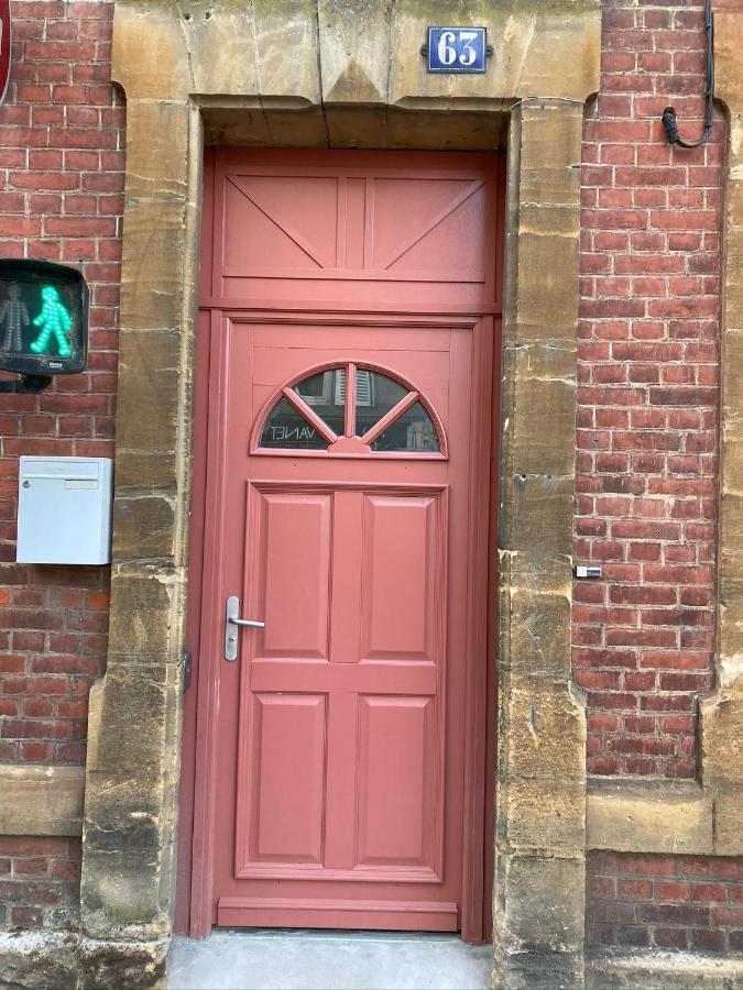 Suite Charles - Vue Musee Rimbaud Charleville-Mezieres Luaran gambar